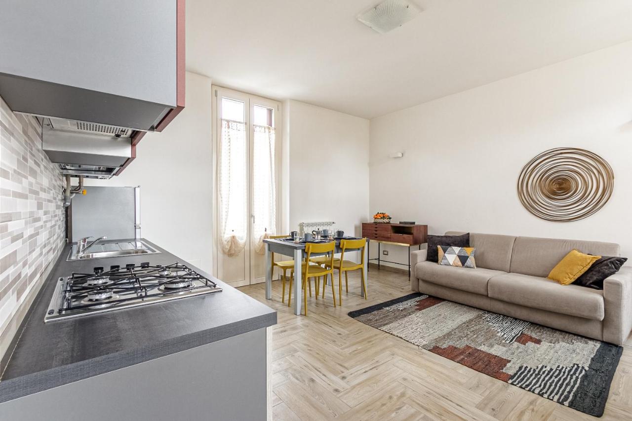 Al 33 Di Via Roma - Apartments Cardano Al Campo Buitenkant foto