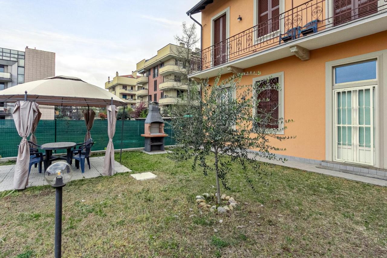 Al 33 Di Via Roma - Apartments Cardano Al Campo Buitenkant foto