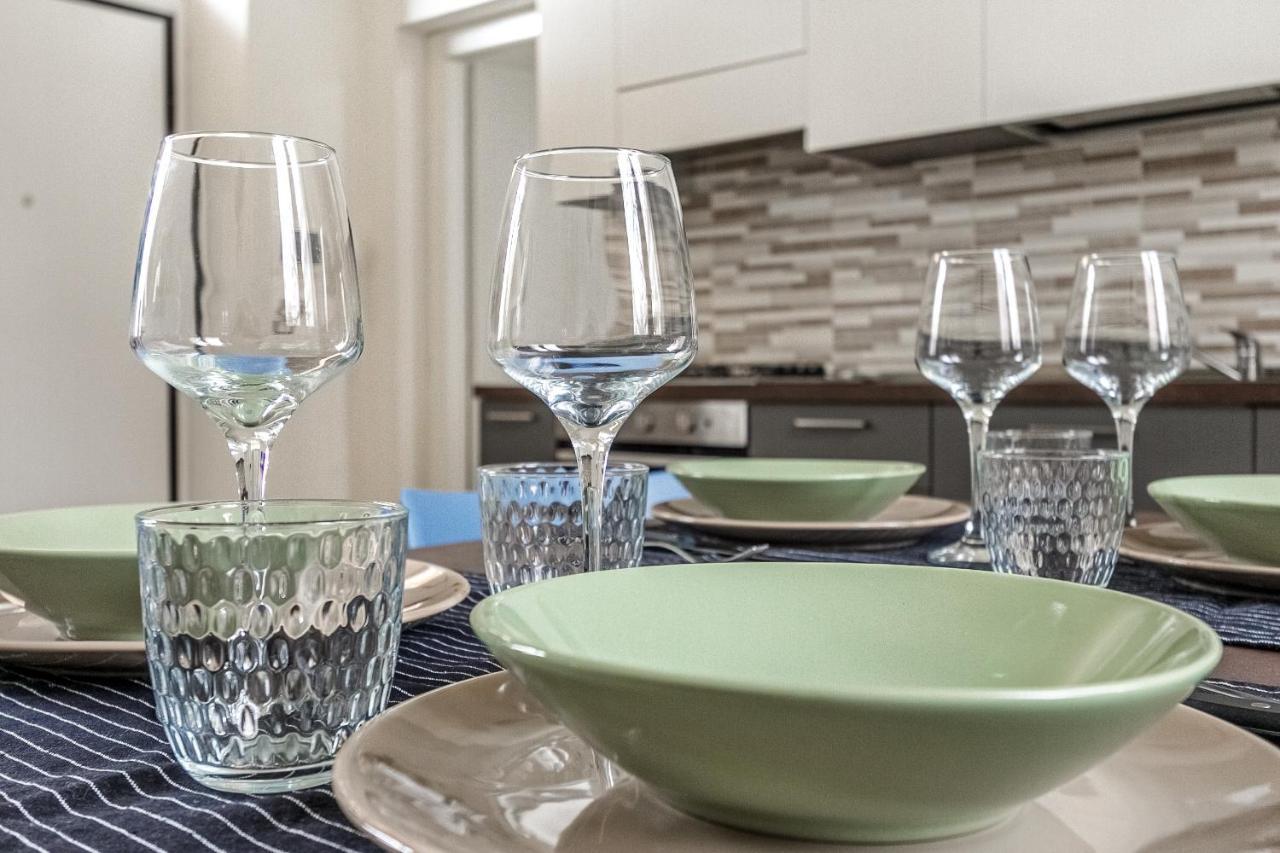 Al 33 Di Via Roma - Apartments Cardano Al Campo Buitenkant foto