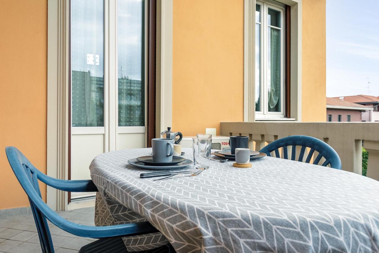 Al 33 Di Via Roma - Apartments Cardano Al Campo Buitenkant foto