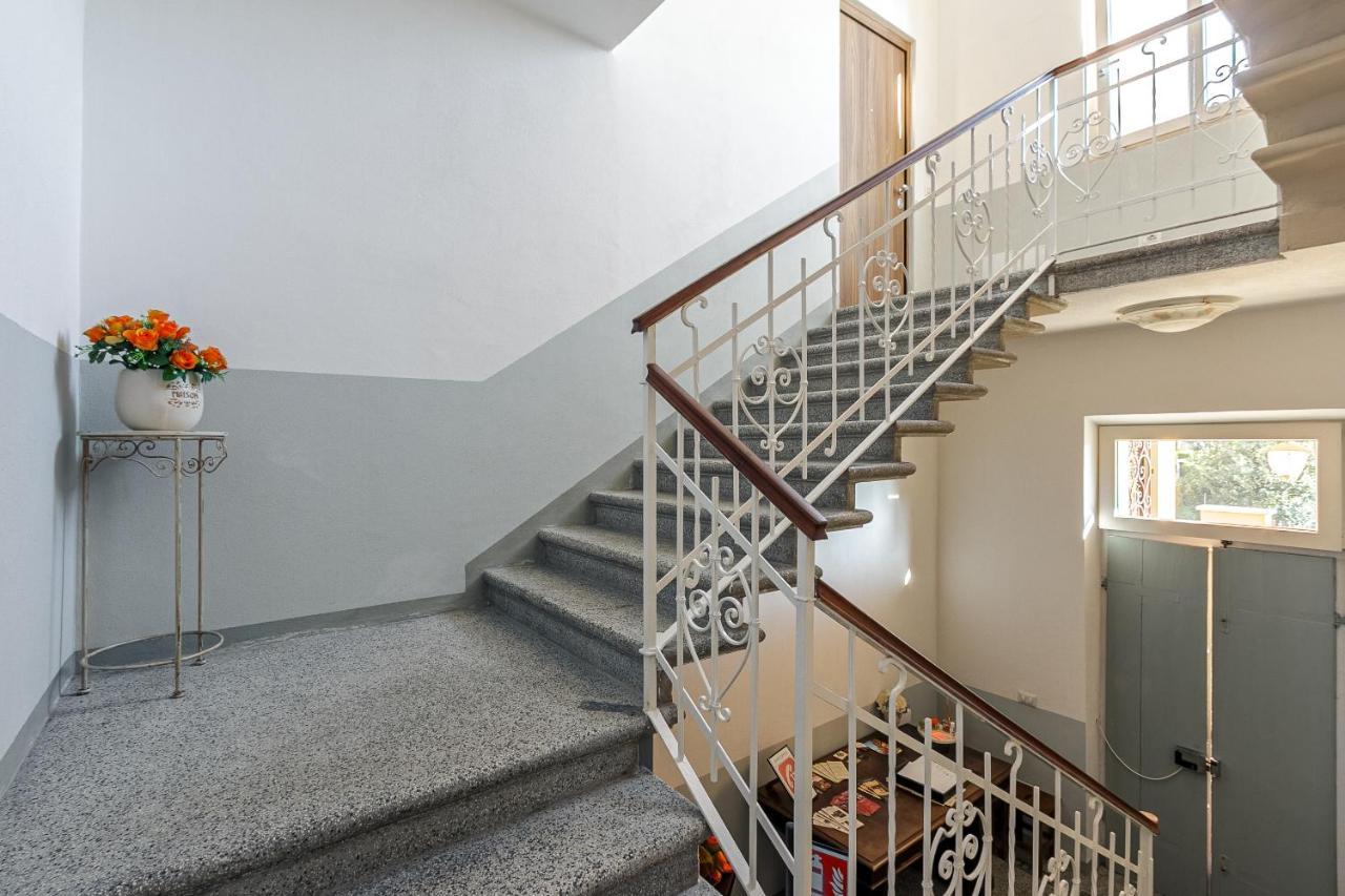 Al 33 Di Via Roma - Apartments Cardano Al Campo Buitenkant foto