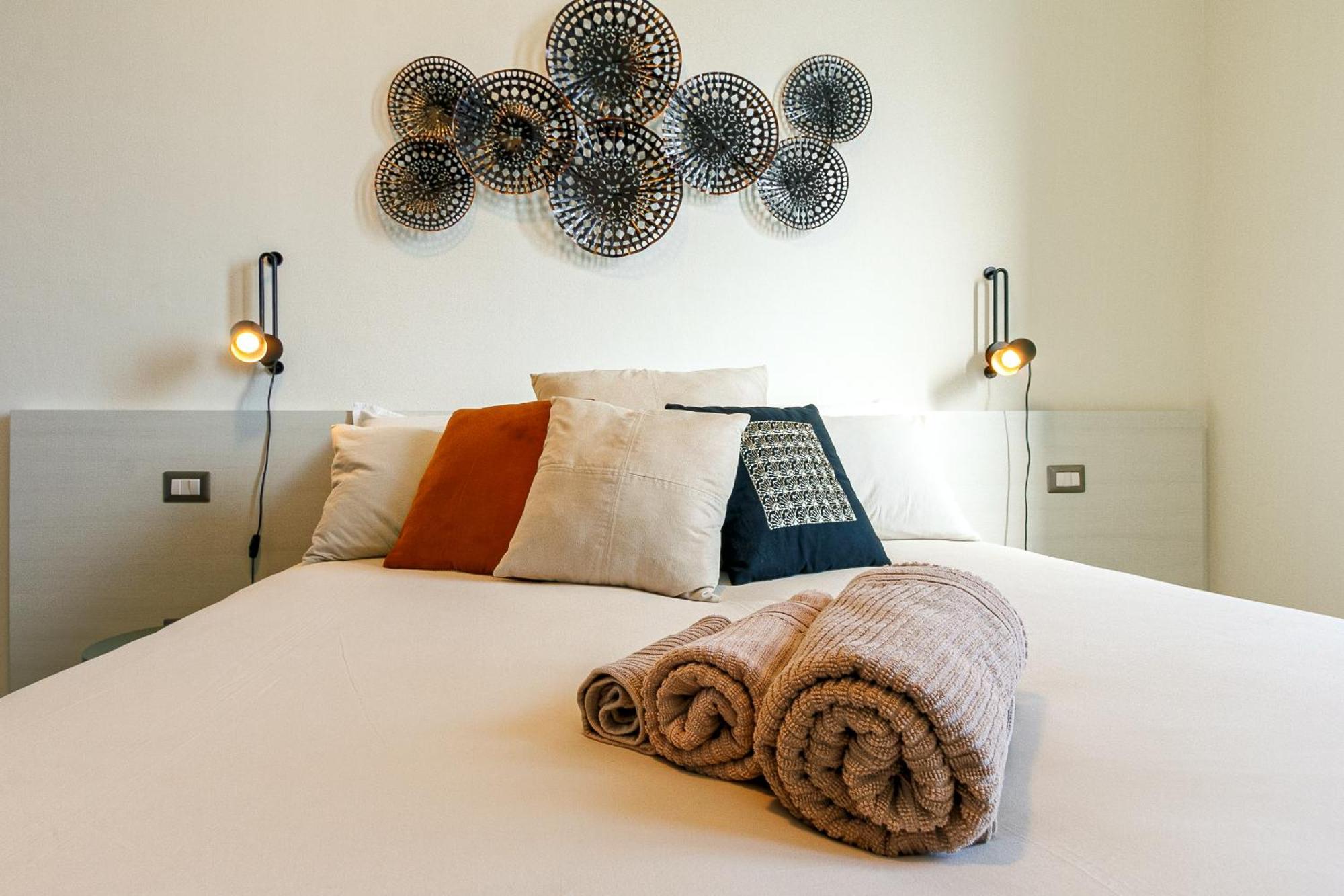 Al 33 Di Via Roma - Apartments Cardano Al Campo Buitenkant foto